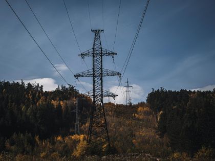 Manutenzione linee elettriche - taglio alberi